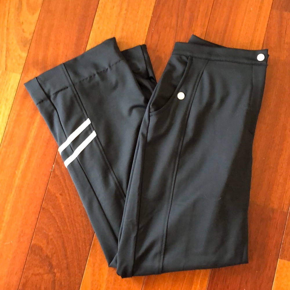 Women’s athletic wear